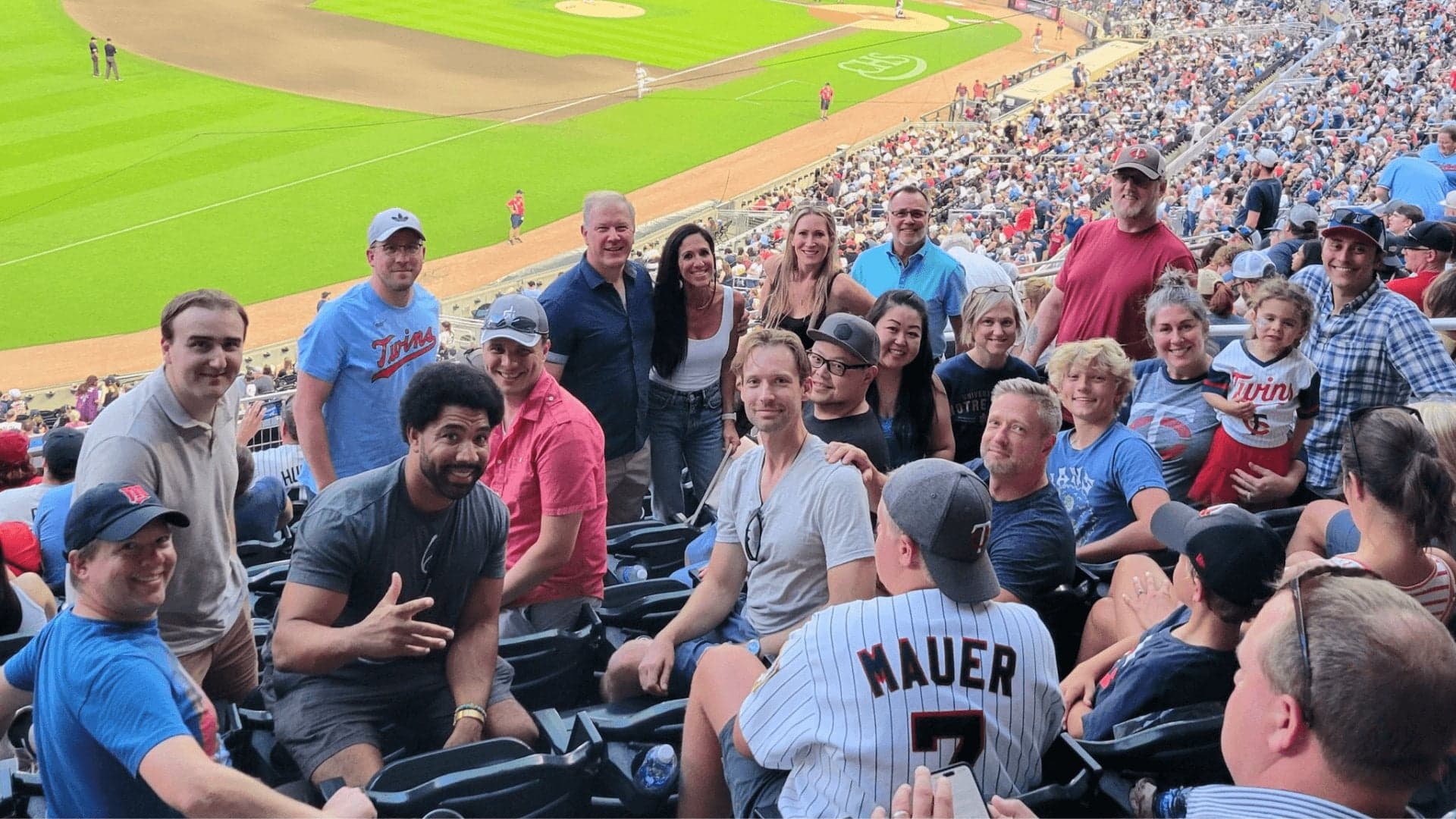 MNblockchain community at a Twins NFT Night event